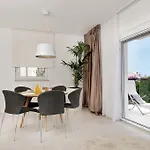 Deja Views - Znjan