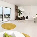 Deja Views - Znjan *