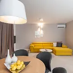 Deja Views - Znjan Apartamento