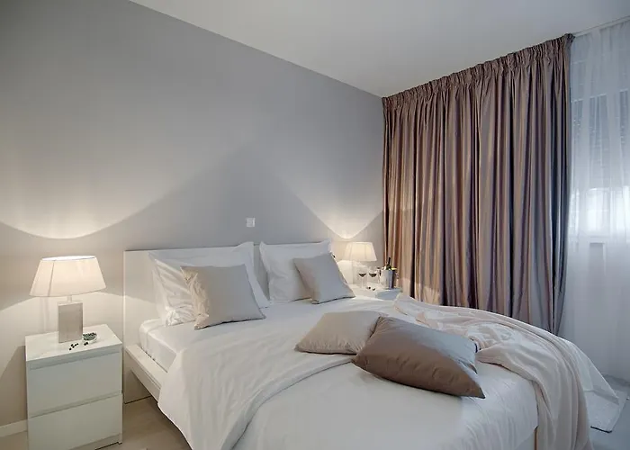 Deja Views - Znjan *