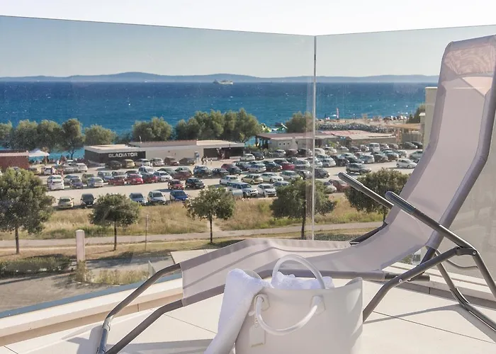 Deja Views - Znjan Apartamento