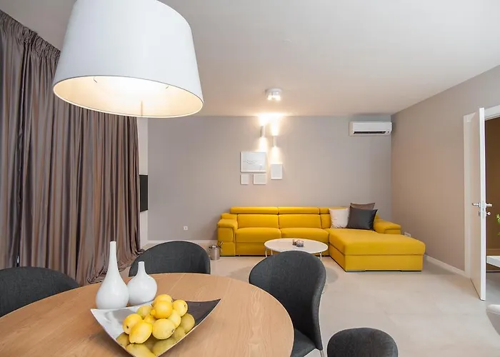 Deja Views - Znjan Apartamento