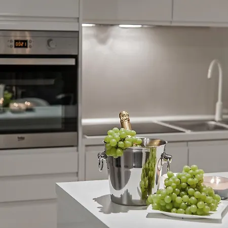 Deja Views - Znjan アパート *